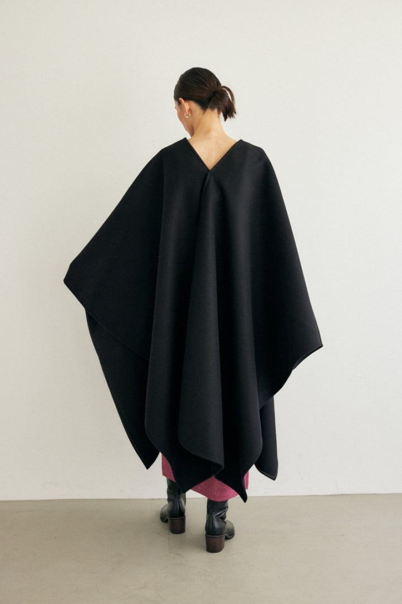 Dámské Kabáty Moussy Comfortable Cape Černé | MER10095NU