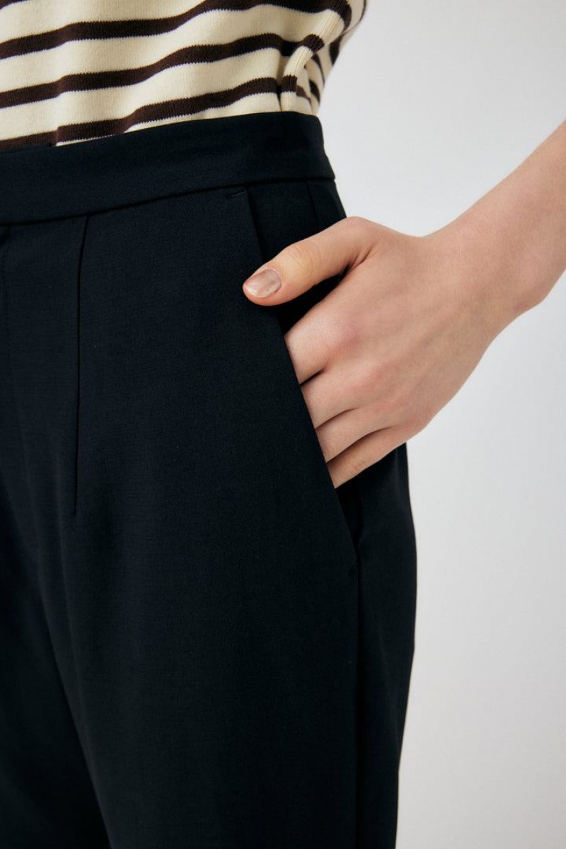 Dámské Kraťasy Moussy Slim Half Černé | WPL5652NX